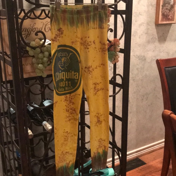 CHIQUITA COSTA RICA LEGGINGS! - Picture 3 of 8